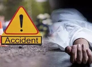 UP News अज्ञात वाहन ने बाइक को मारी टक्कर, शादी का निमंत्रण देकर लौट रहे दो लोगों की मौत