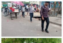 आगरा के वाटर बॉक्स चौराहे से बल्केश्वर चौराहे तक लगा रहता है अवैध अतिक्रमण स्थानीय प्रशासन बना मूकदर्शक